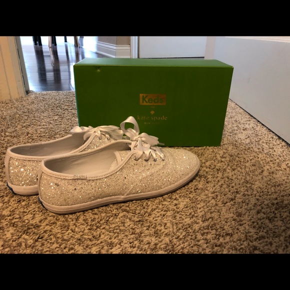 Kate spade keds - Picture 1 of 4